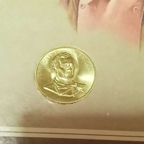 Official John Wayne Medallion - Picture 2 of 9